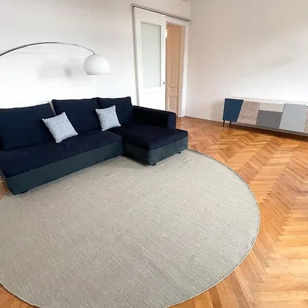 Panorama Design Private Parking